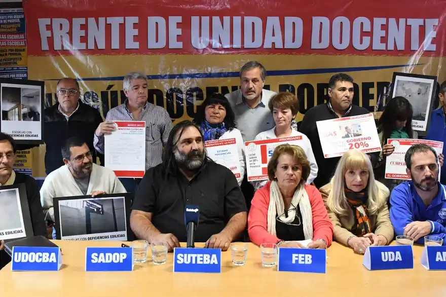 Conflicto docente: Sin convocatoria, gremios advierten con jornada de lucha la próxima semana