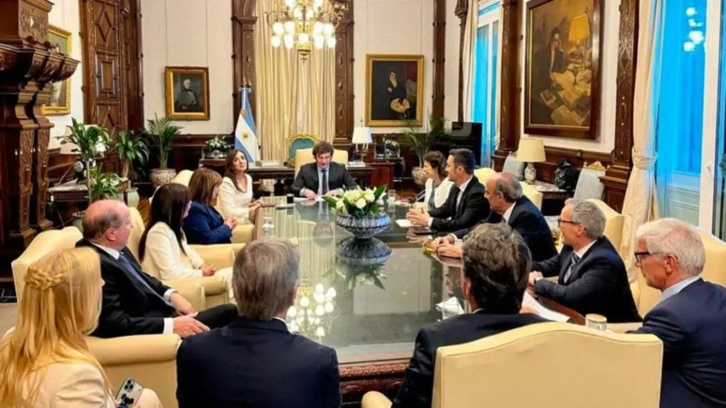 Reunión de Gabinete: revisión de nombramientos, recorte del gasto social