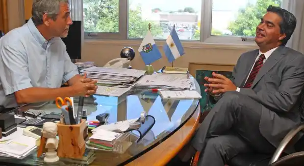 Ferraresi se reunió con Capitanich, quiere crear un Banco Municipal