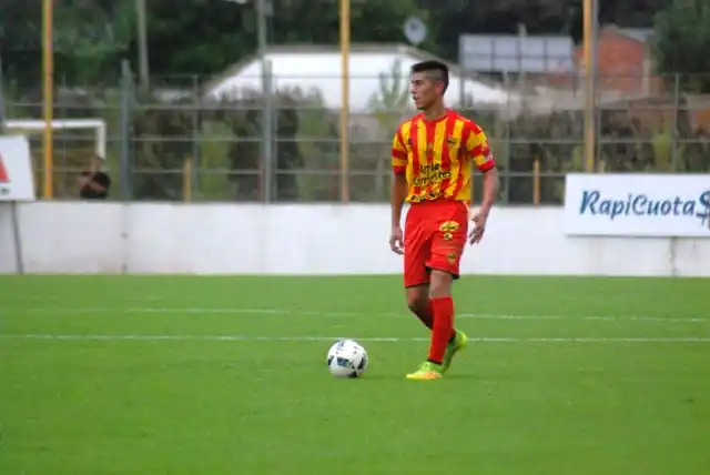 Vignatti a Corrientes para traer a Emanuel Olivera