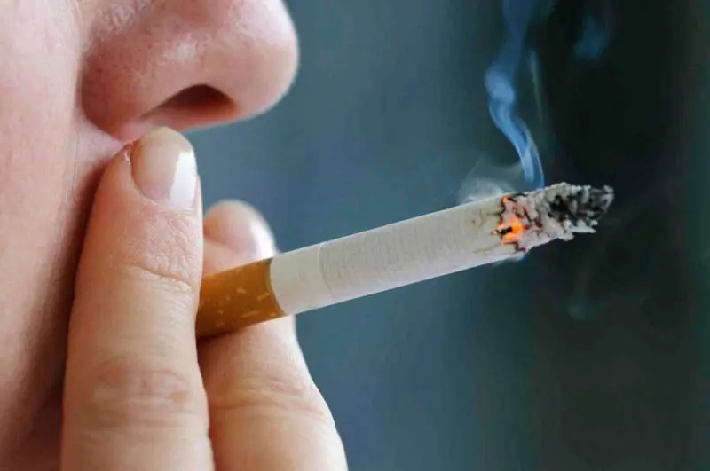 Defensoría bonaerense pide aumentar la carga impositiva a los cigarrillos