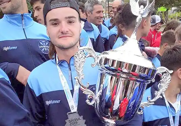 Subcampeón en el Panamericano de kayak polo Sub-21 en Brasil