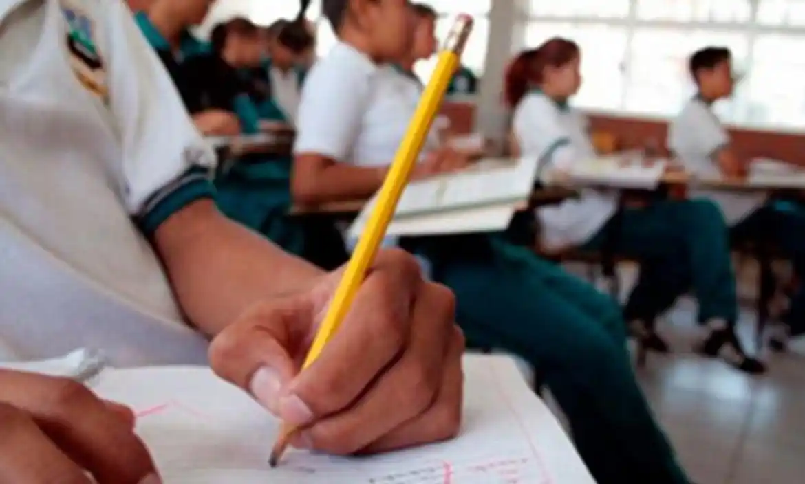 Destacan un "escenario de incertidumbre" en las instituciones privadas.