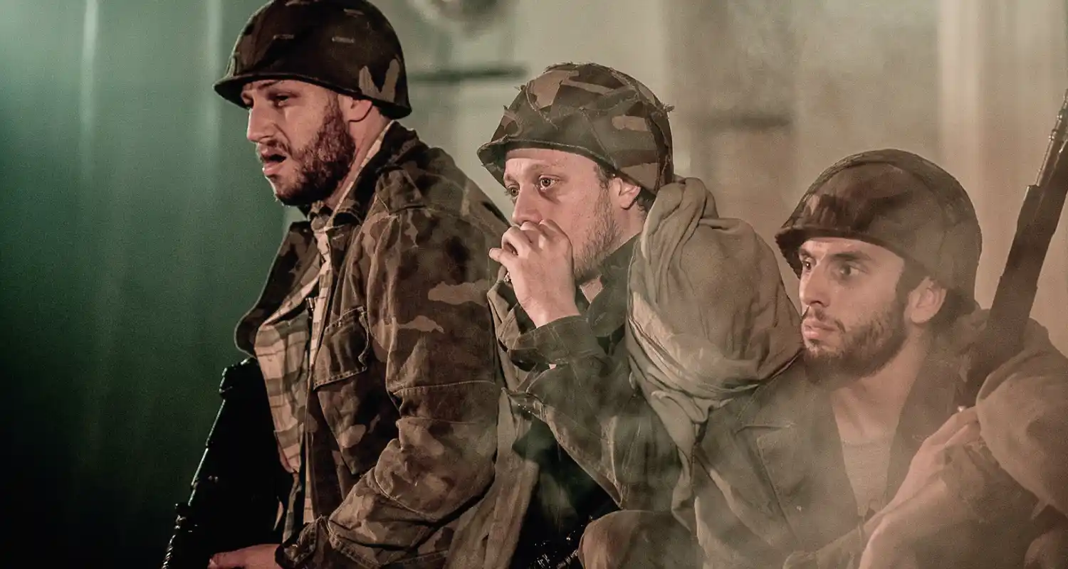 Actores representando "Malvinas, canto al sentimiento de un pueblo".