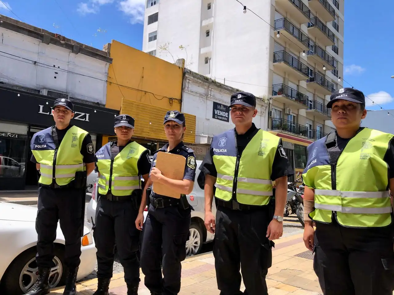 La primera salida de los agentes del Operativo Sol fue por el centro de la ciudad.