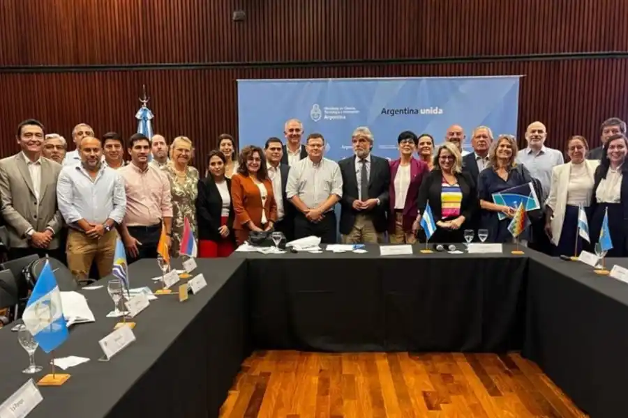 Santa  Fe renovó su cargo en el Consejo Federal de la ciencia y la tecnología