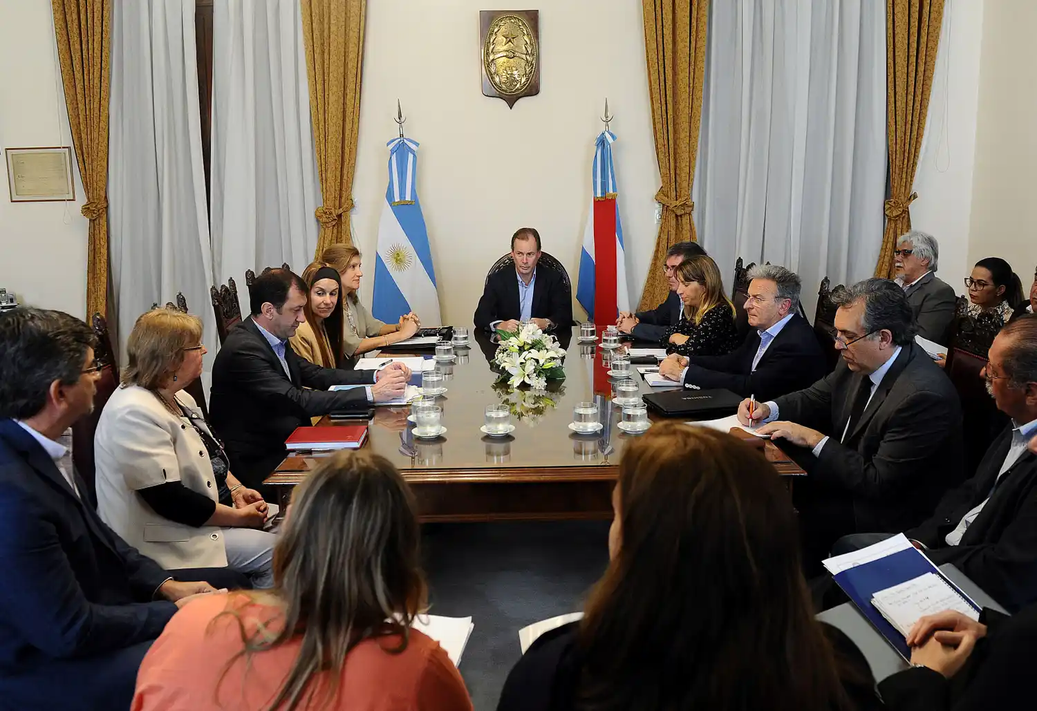 Bordet pidió a su nuevo gabinete "compromiso al servicio de la gestión"