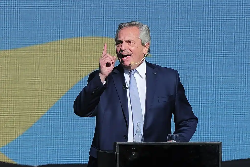 Presentan nuevas proyecciones económicas y preparan un cambio en el impuesto a las Ganancias