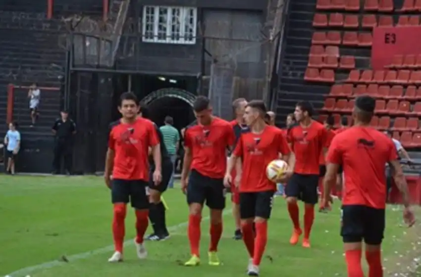 La Pulga ya paga con goles en Colón