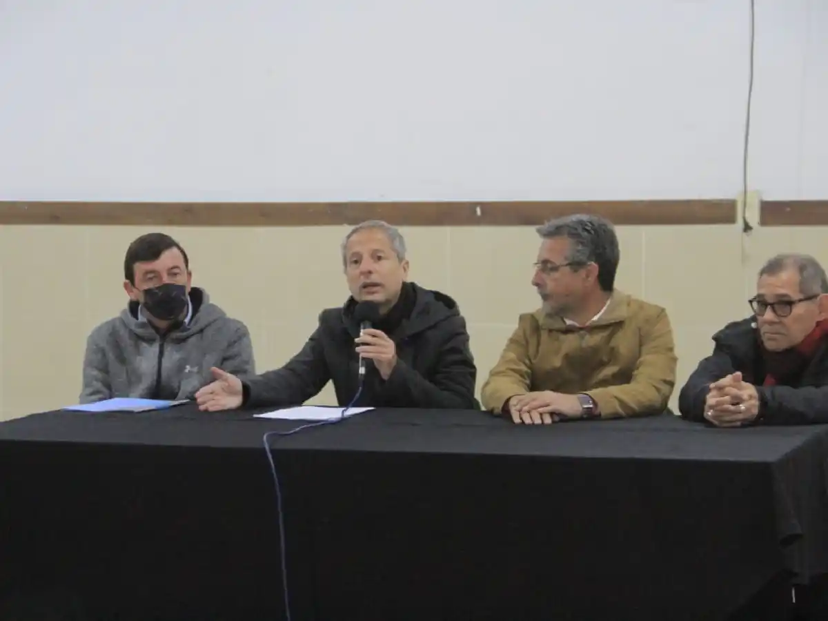 Se completará el cordón cuneta en barrio Bouchard 