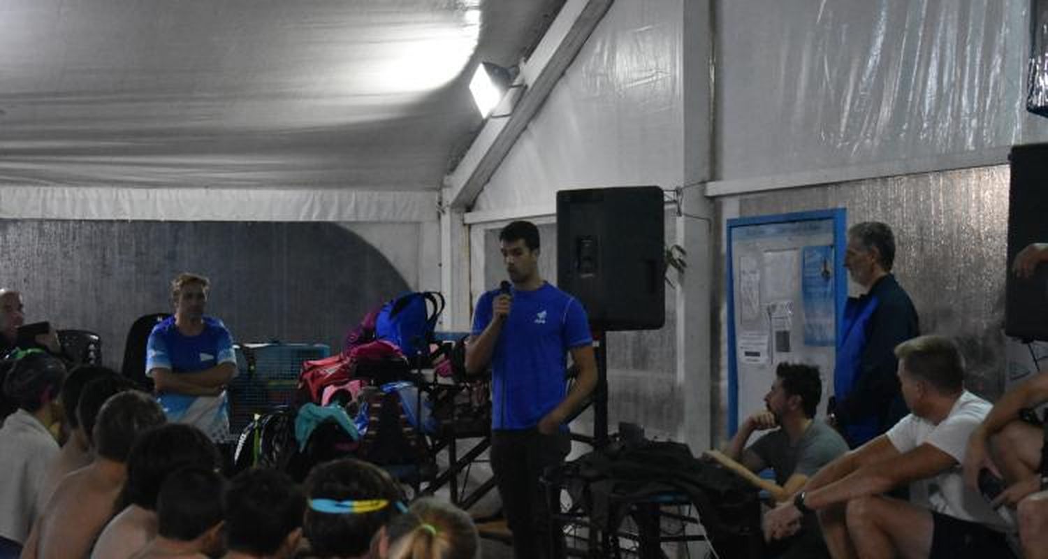 Federico Grabich brindó una clínica en Náutico