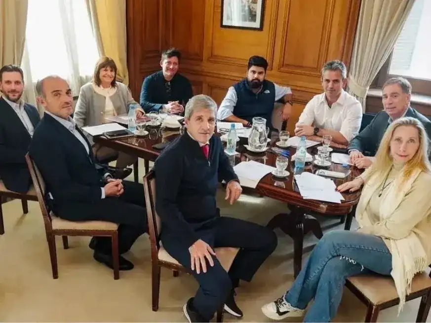 Imagen ilustrativa. La Mesa Política de Nación.