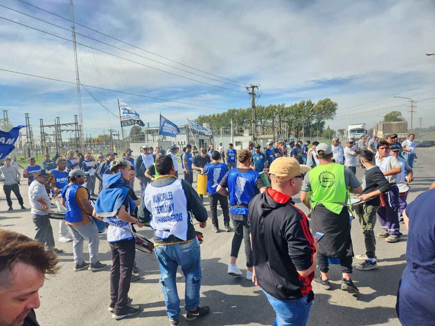 Intendentes y jefes comunales solicitaron a la Provincia que abone el aumento de las asignaciones familiares