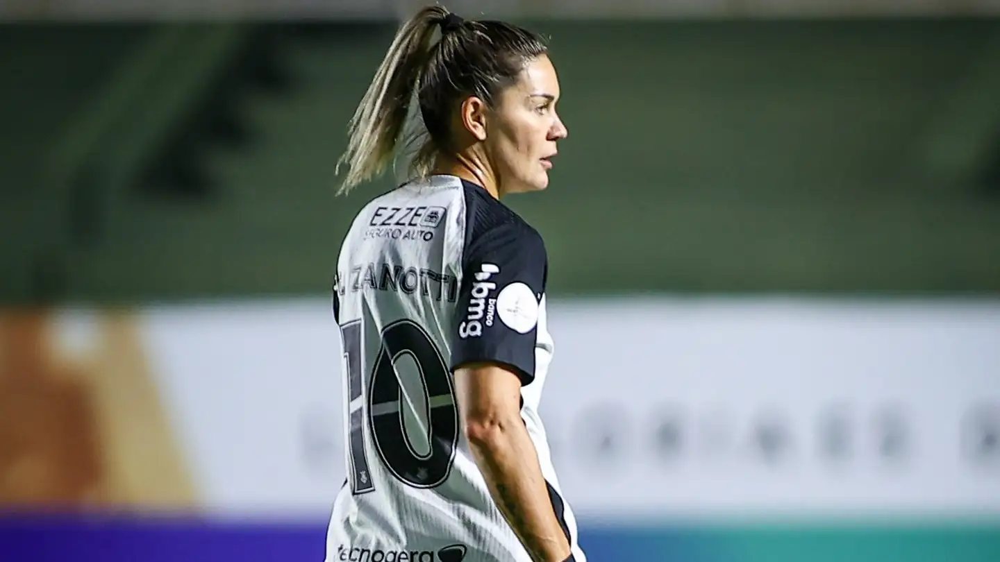 Gabi Zanotti se lució con tres goles.