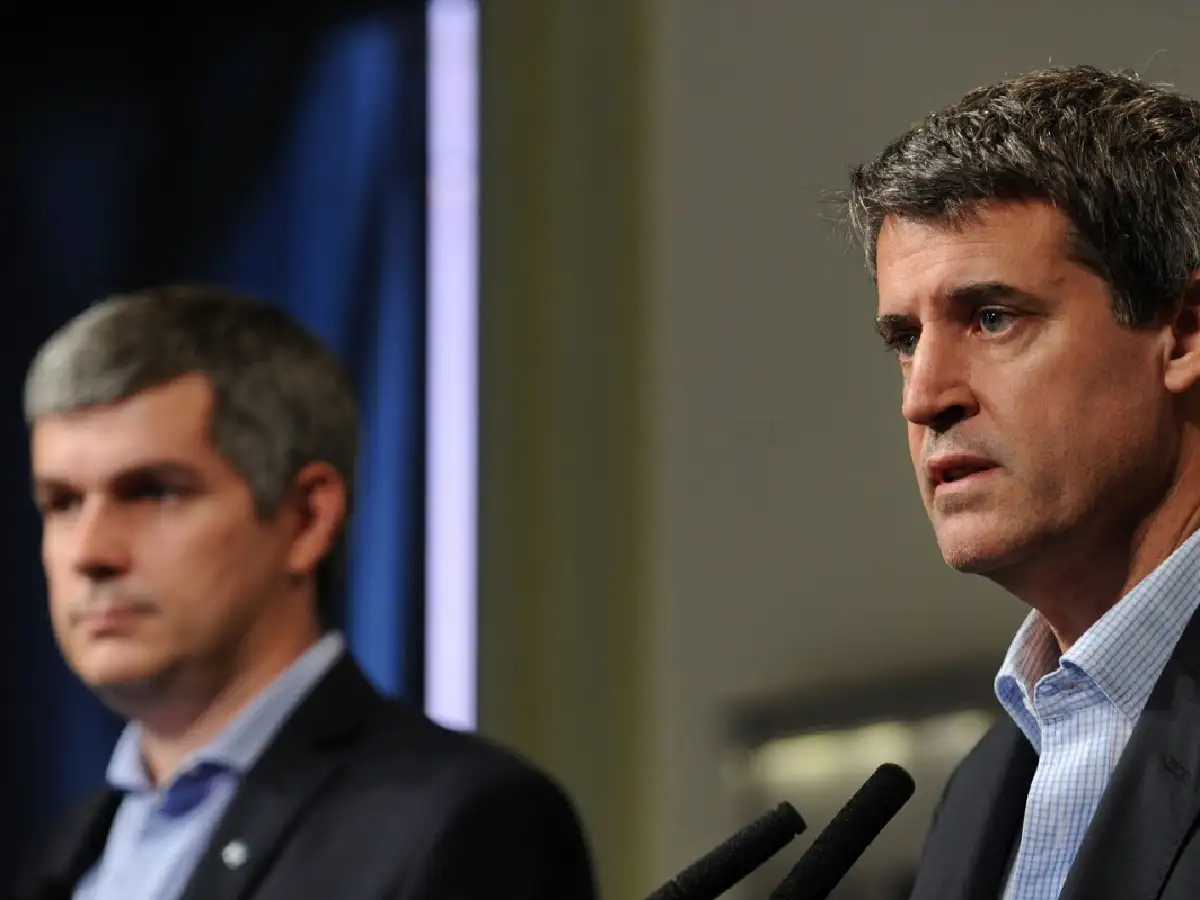 Peña dará una conferencia de prensa: Prat Gay se iría del Gobierno