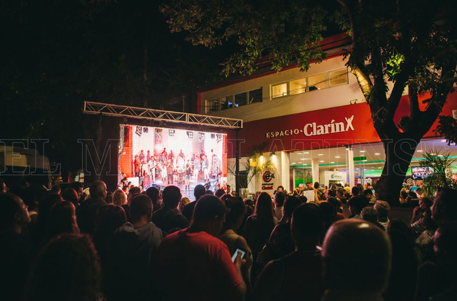 Noche de blues y jazz en Espacio Clarín