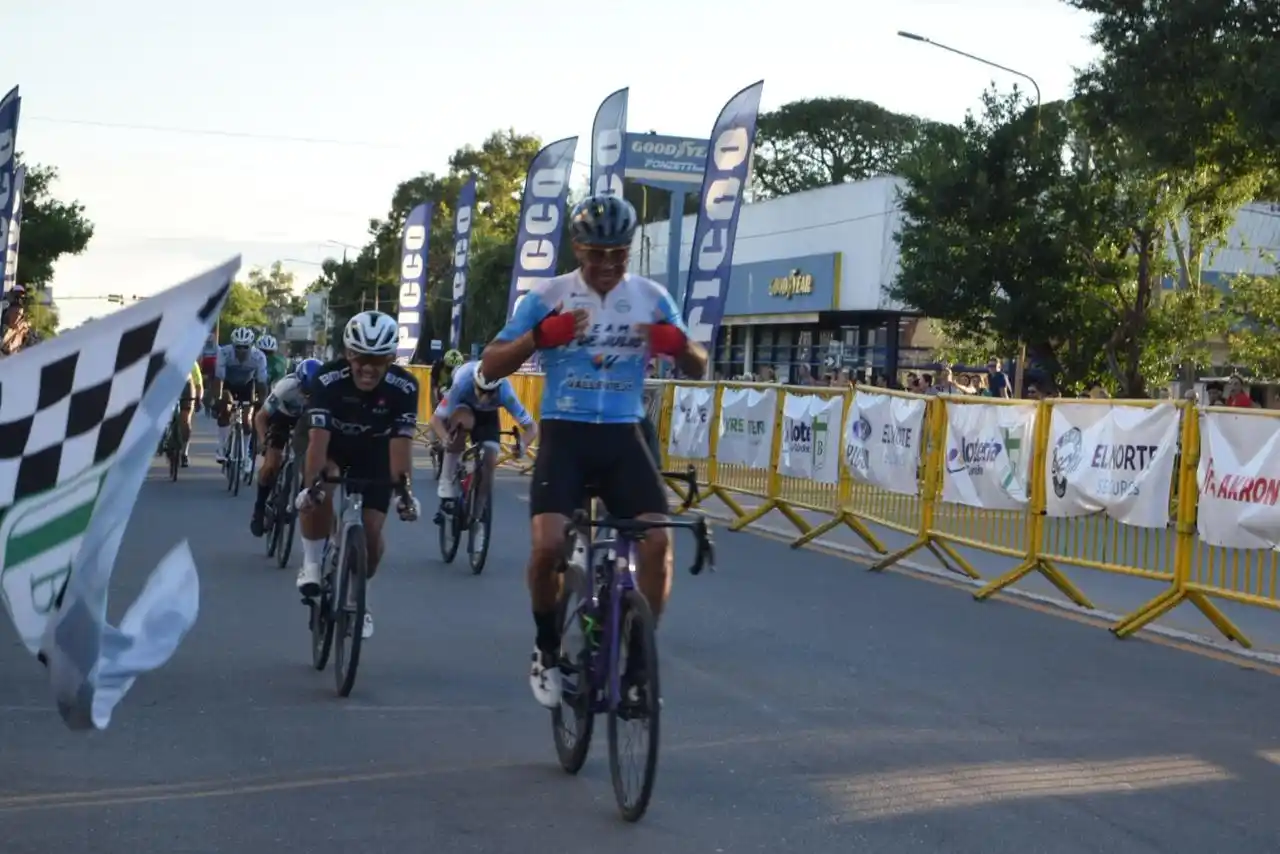 Agustín Fraysse, el ganadord e la Doble.