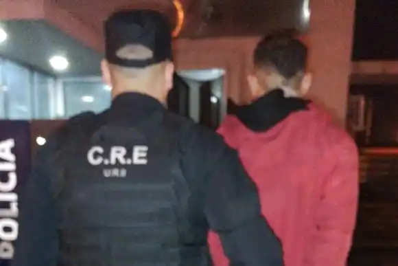 Detuvieron a un hombre acusado de golpear, abusar y mantener cautiva a una mujer por tres días