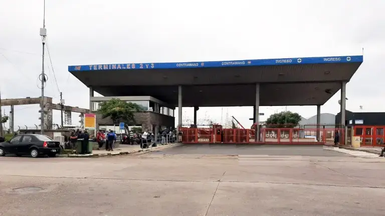 Llaman a licitación por reparación integral del techo en Terminales 2 y 3 del Puerto de Mar del Plata