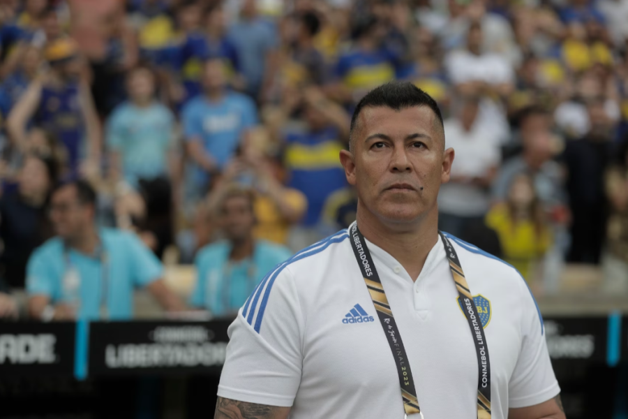 Almirón dejó de ser el DT de Boca