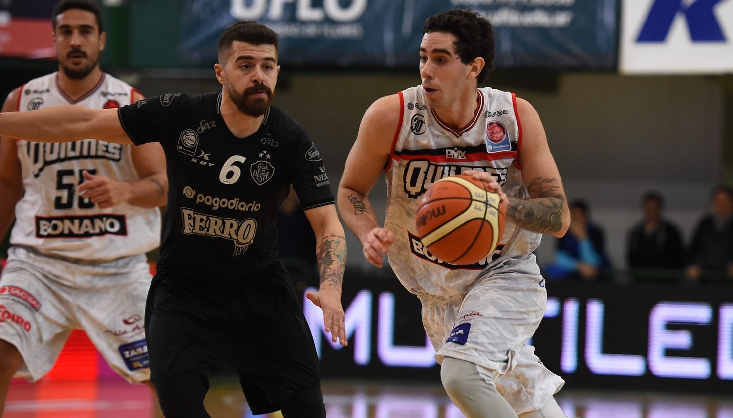 Quilmes dio el golpe y se llevó el primer punto en suplementario