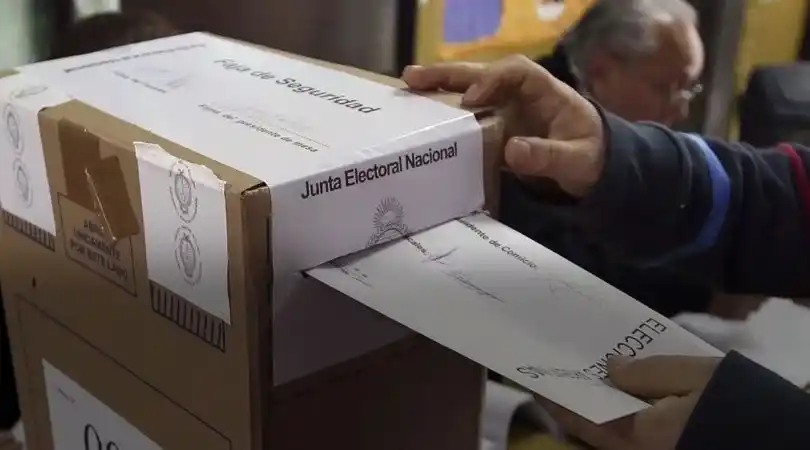 La Defensoría controlará que se cumpla la paridad de género en la presentación de las listas electorales