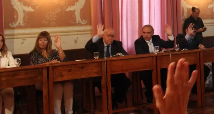 Volvió a postergarse la reunión entre Giovanettoni y el Frente de Todos