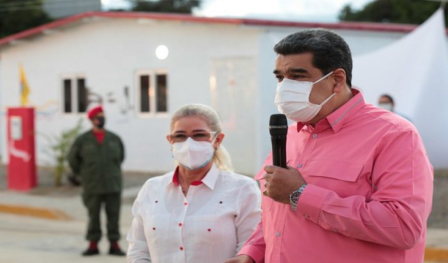 ¡CON UN PAÍS DOLARIZADO Y LA CESTA BÁSICA POR LAS NUBES! Nicolás Maduro dice que en el 2021 Venezuela se recuperó