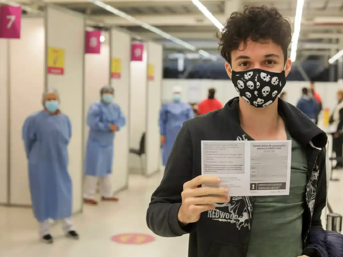 Tras la aprobación de la EMA, la Argentina comenzará a vacunar a adolescentes con Moderna