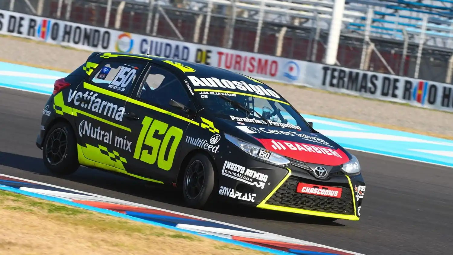 Juancho Eluchans se luce en Termas de Río Hondo y largará desde la primera fila en la Final de Clase 2 del Turismo Nacional