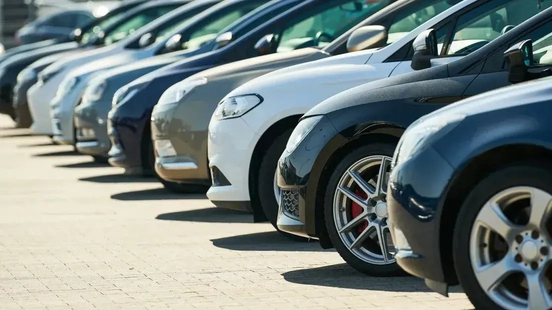 Después de meses de caídas, ven un cambio de tendencia en la venta de autos