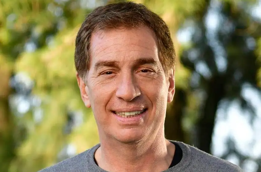 Santilli fue habilitado para encabezar la lista y ya hay polémica.