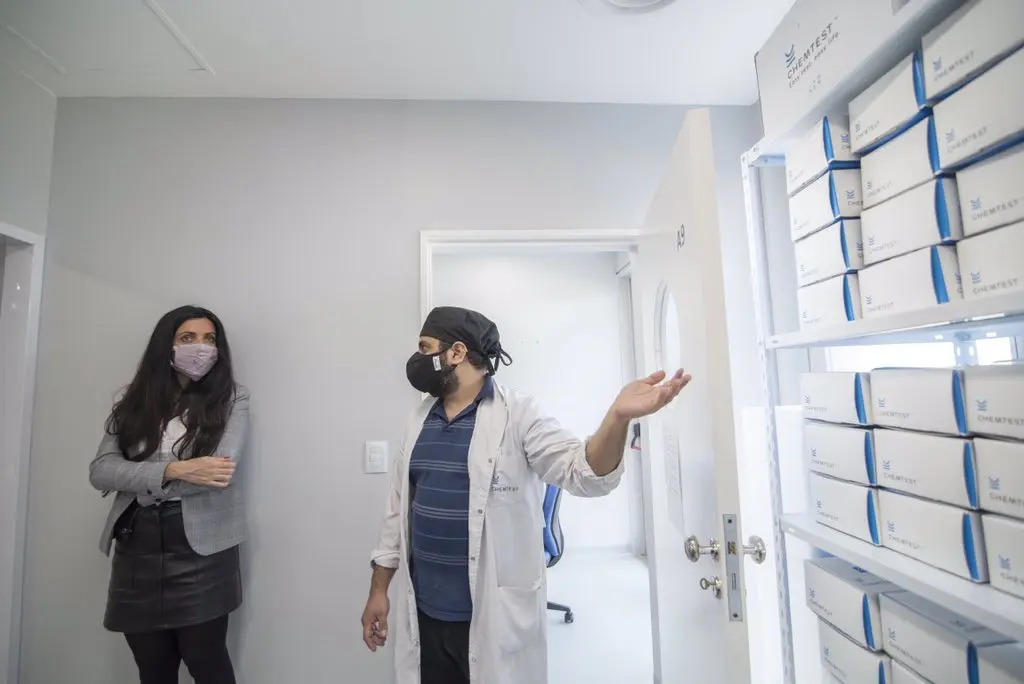 Pami incorporará 50 mil hisopos acondicionados por entes públicos para ampliar cantidad de testeos Covid-19