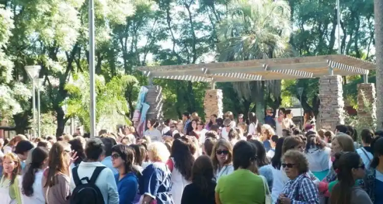 Reclamo docente: Concentración en Plaza Belgrano y marcha