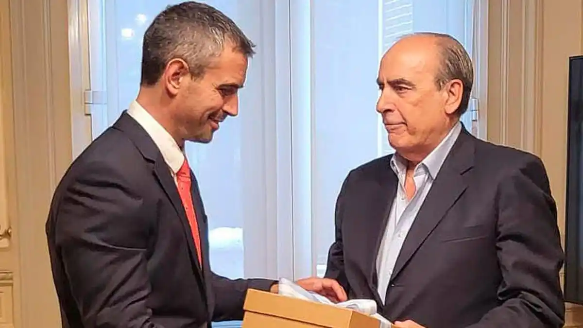 Francos y Menem analizaron qué puntos de la ley "Bases" no necesitan pasar por el Congreso