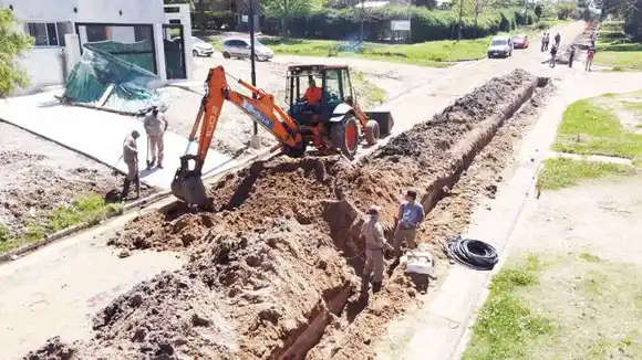 Continúan los trabajos de ampliación de la red de agua