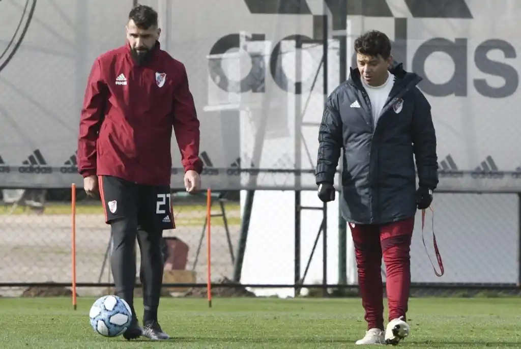 Gallardo definirá recién mañana a los titulares