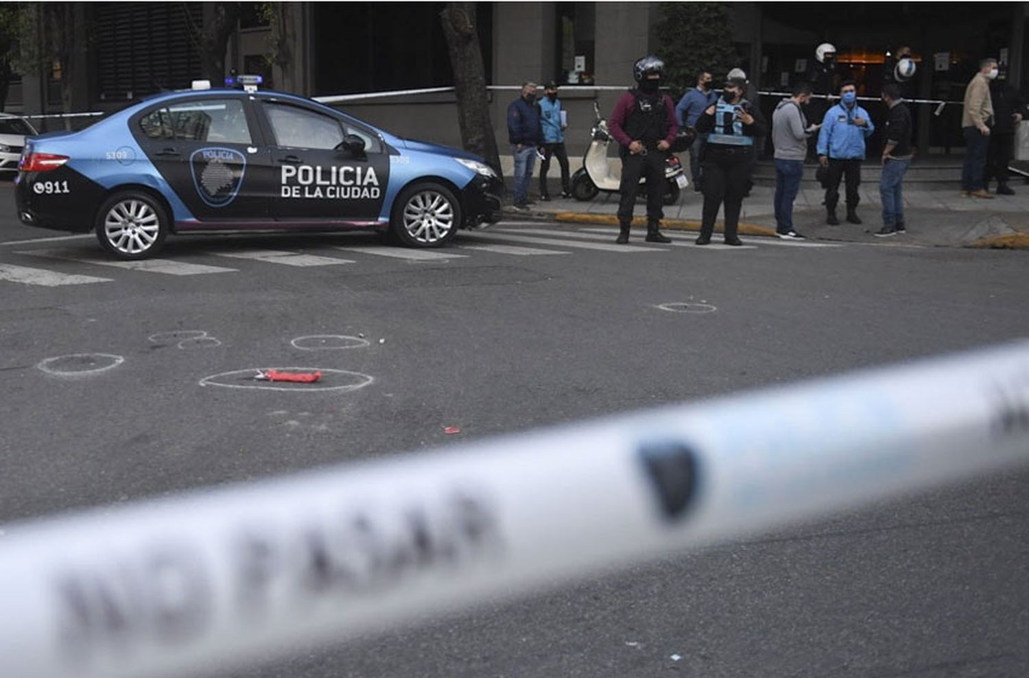 Murió el agresor del policía asesinado en Buenos Aires y su madre aseguró que tenía «brotes psiquiátricos»