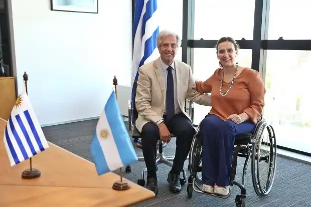 Michetti y Tabaré Vázquez analizaron el monitoreo del río Uruguay