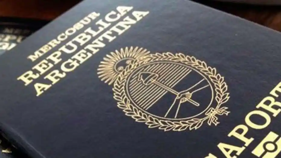 El pasaporte aumenta de 550 a 950 pesos