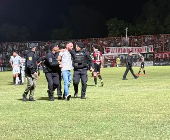 APreViDe sancionó al simpatizante de Douglas Haig que quiso agredir al árbitro en pleno partido