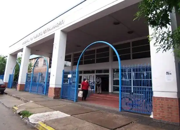 Cinco hermanos fueron abandonados y pasaron la noche en un Hospital