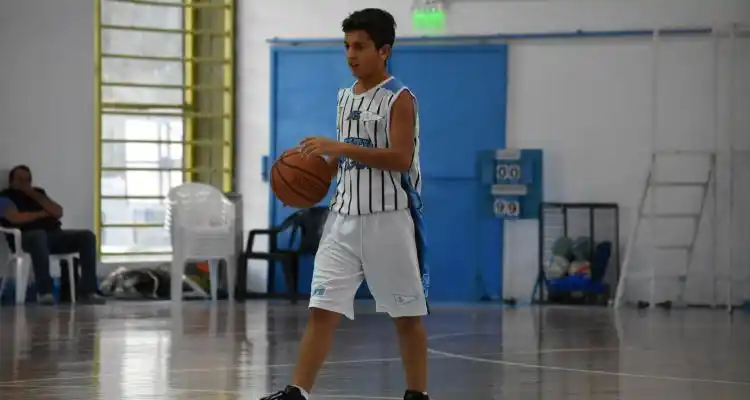 El U15 de Náutico debutó con derrota en el Clasificatorio al Provincial