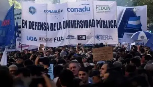 La Universidad Pública como trinchera