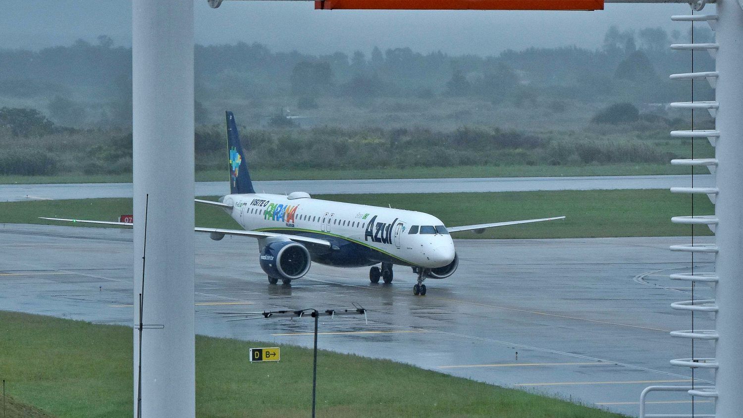 Azul empezó a volar entre Curitiba y Montevideo