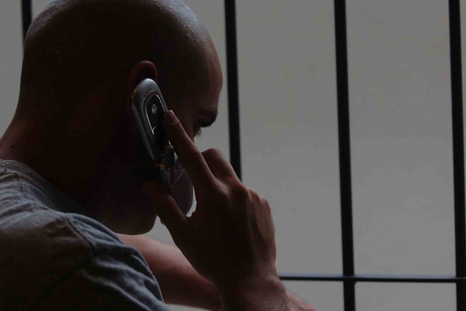 La Plata: Instalarán inhibidores de celulares en cárceles