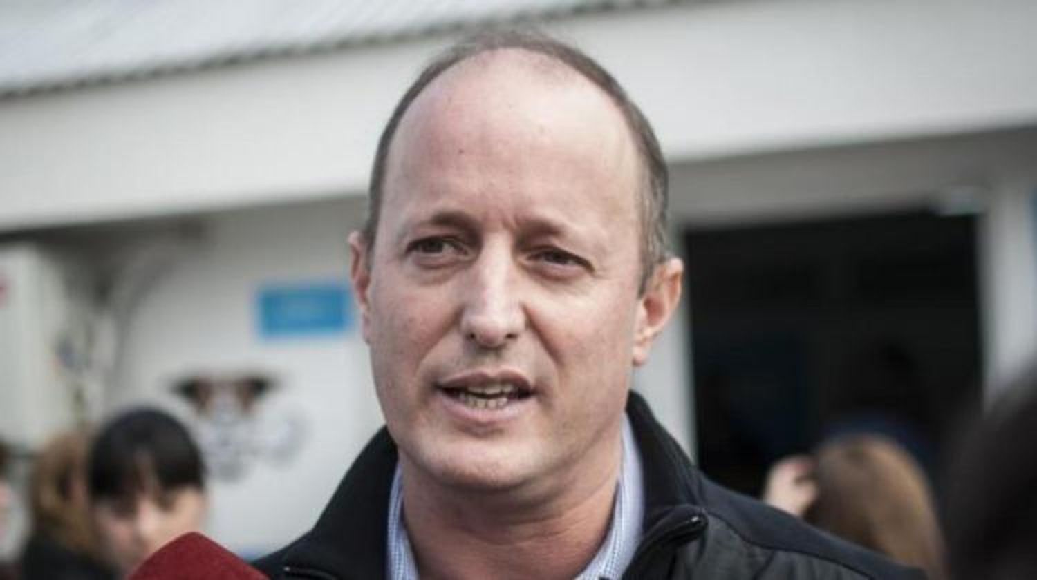 Lomas de Zamora: “Los vecinos quieren que se fortalezca la Policía Local”, dijo Insaurralde