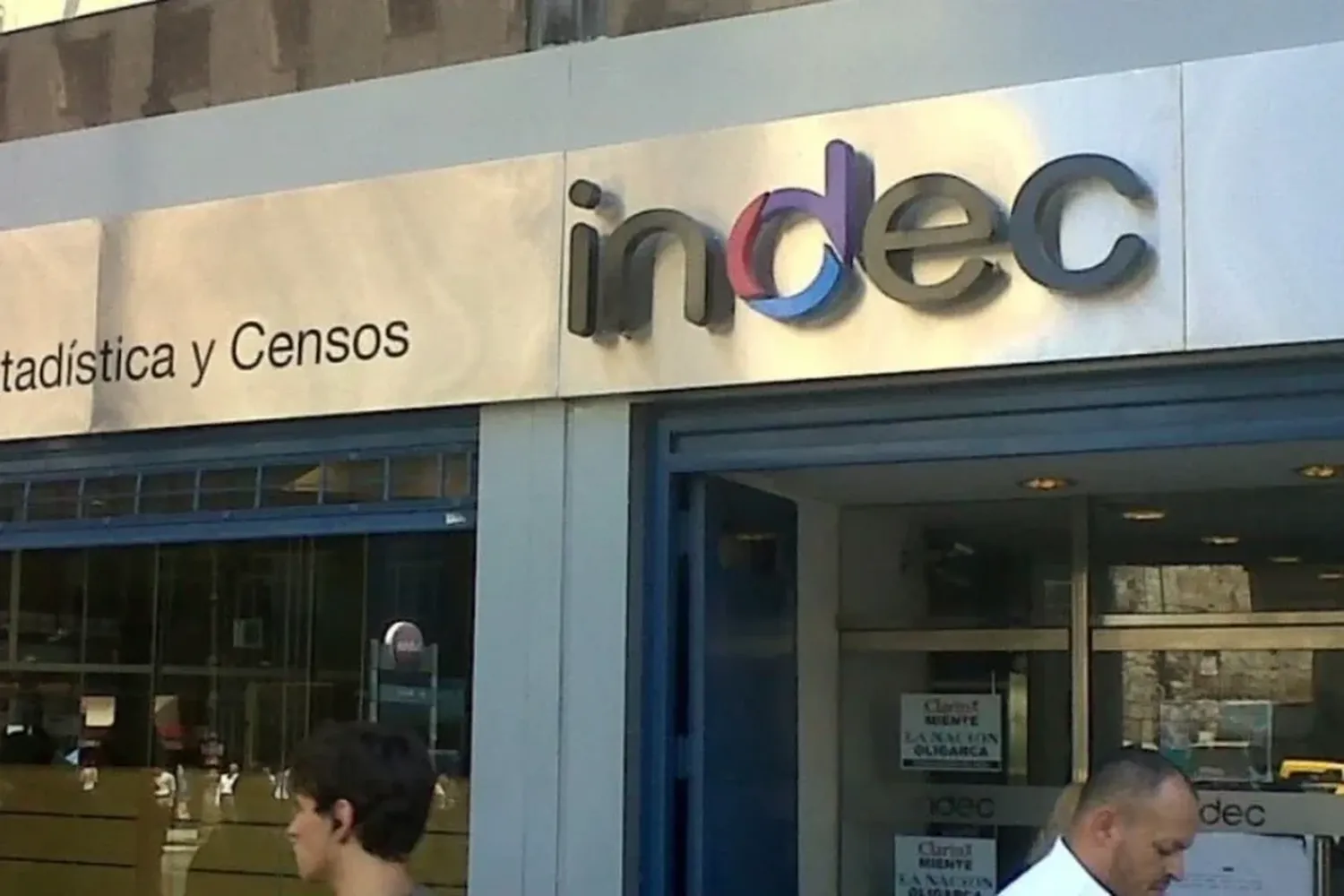 Inflación: el INDEC difunde hoy el índice de noviembre que habría seguido por debajo del 3%