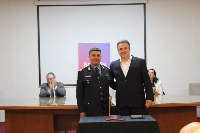 Jefe y Subjefe de la Policía de Santa Fe juraron la nueva Constitución Provincial - 1