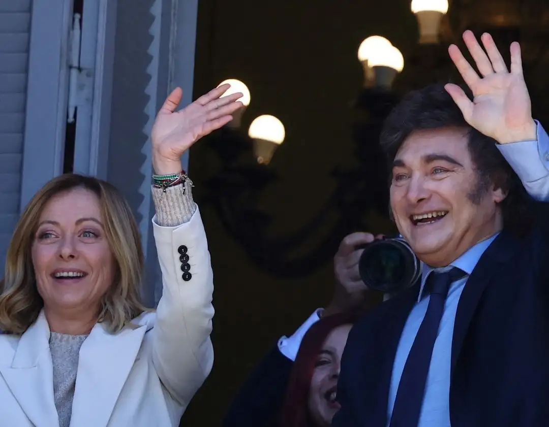 “Somos pueblos hermanos”, señaló el líder libertario.